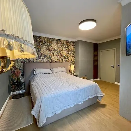 Luxury 2 Bedroom Апартаменты