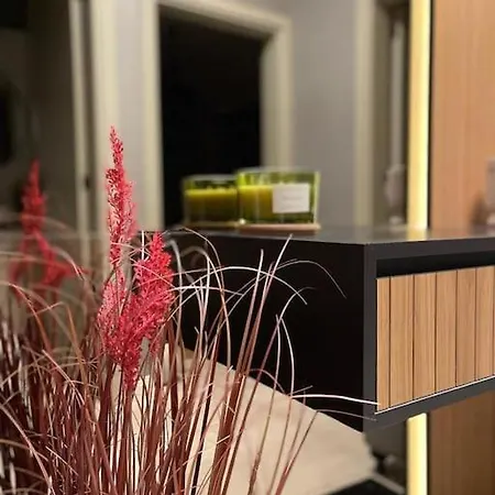 Апартаменты Luxury 2 Bedroom *